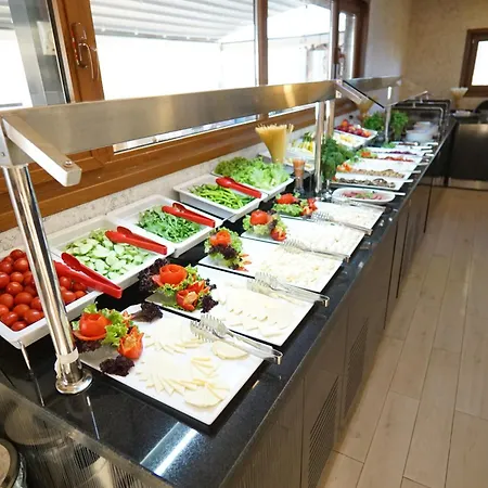 Grand Karot Szálloda 3*