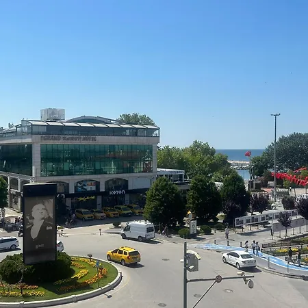 Hotel Grand Karot 3*