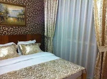 Hotel Grand Karot 3*