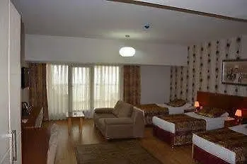 Hotel Grand Karot